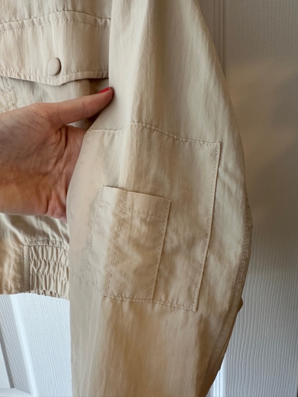 Like New Mango Beige Cropped Bomber Jacket with Flap Pockets - Size Small - Picture 6 of 11